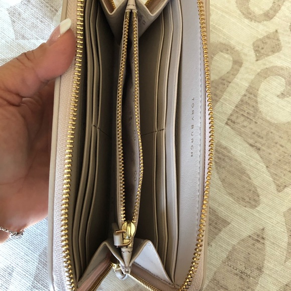 ❌❌❌❌❌SOLD Wallet - Picture 2 of 5